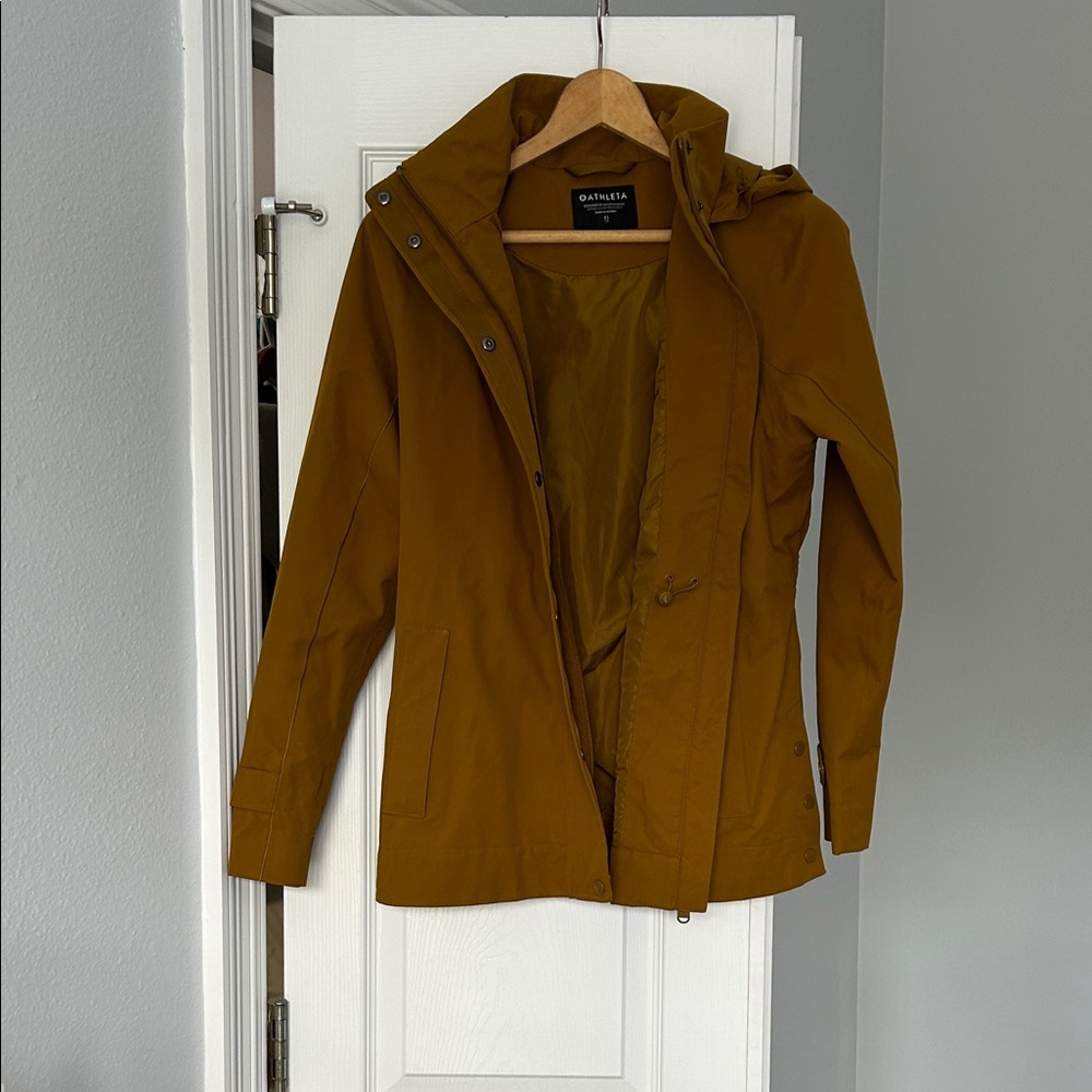 Athleta Women's Rain Jacket in Mustard